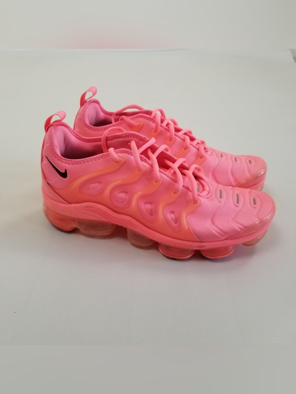 Nike Air Vapormax Plus Shoes Running Sneakers Size 11 - Picture 2 of 11